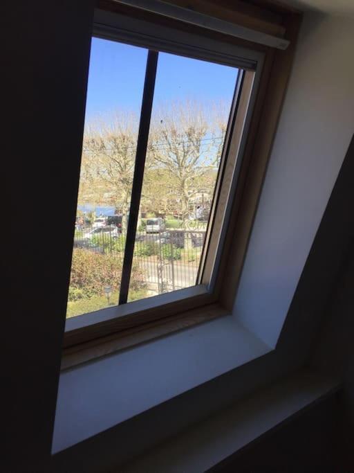 Bel Appart Au Bord De L'Eau Proche Gare Avec Wifi Auxerre Exterior photo